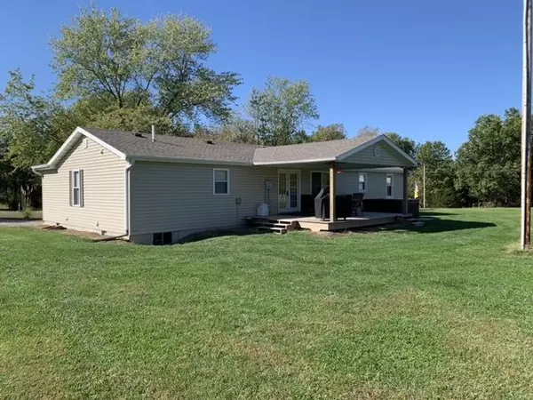 Sturgeon, MO 65284,18350 N Old hwy 63