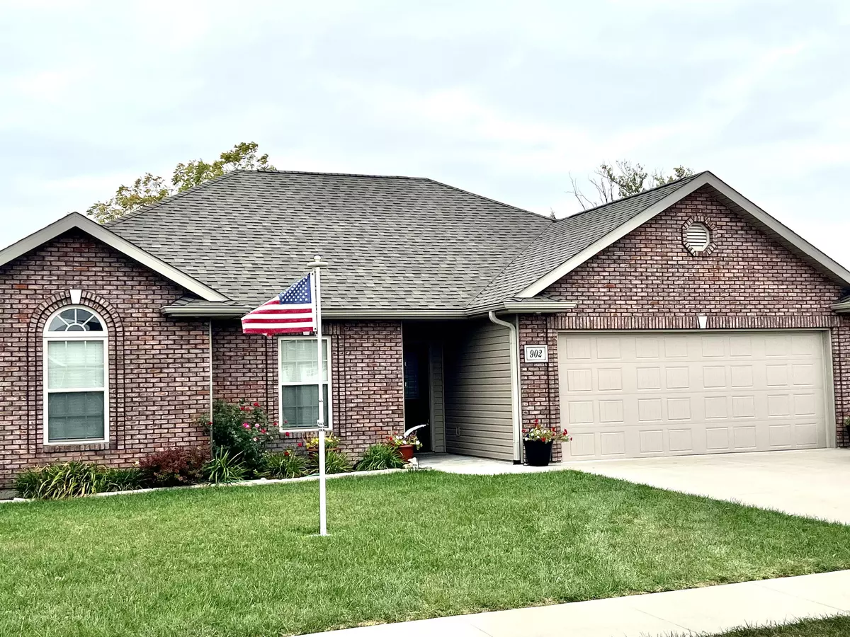 Centralia, MO 65240,902 Kelli CT