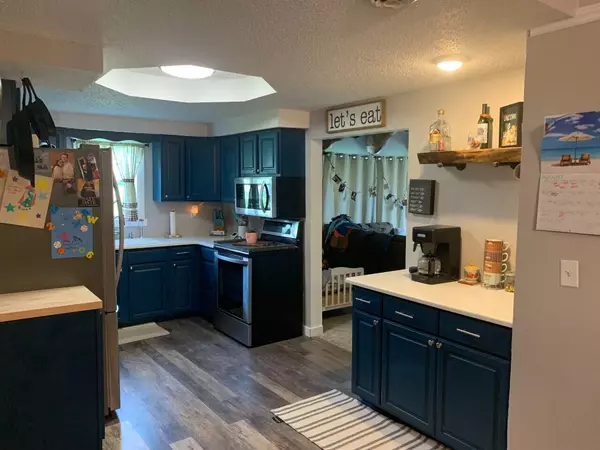 Sturgeon, MO 65284,309 W Wall ST