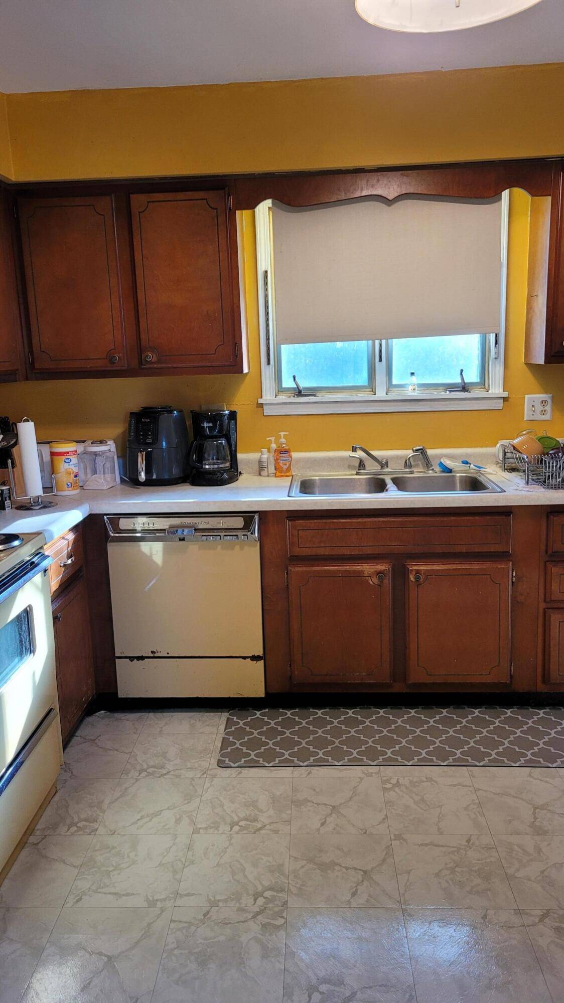 Columbia, MO 65202,6520 E St charles RD