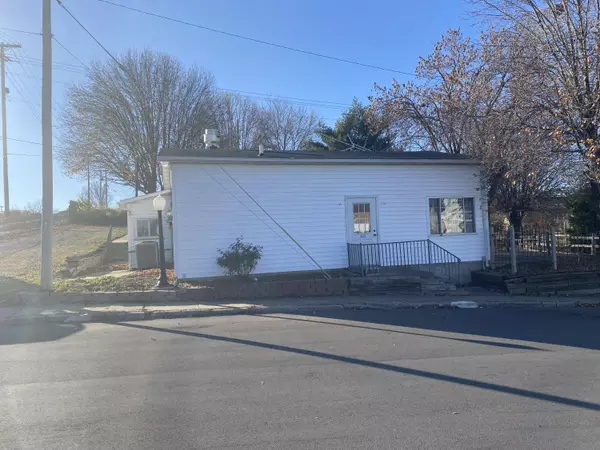 430 W Promenade ST, Mexico, MO 65265