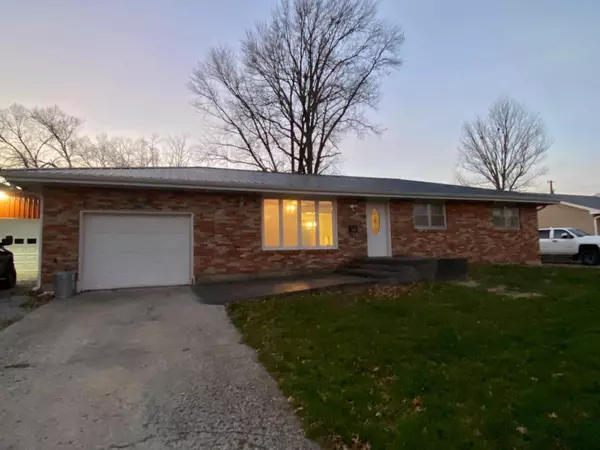 409 N Audrain ST, Sturgeon, MO 65284