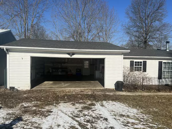 Madison, MO 65263,19941 Monroe county road 1173