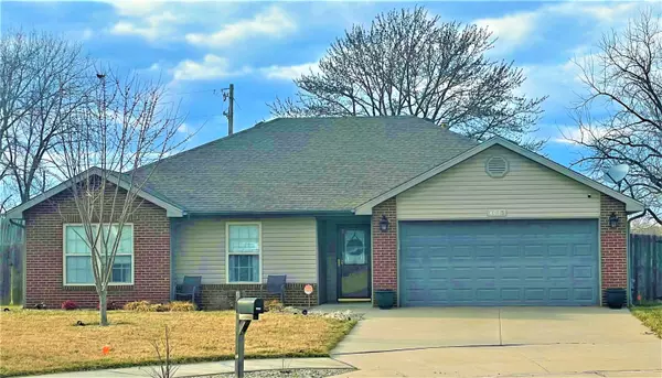 4015 Kirkwood CT, Columbia, MO 65202