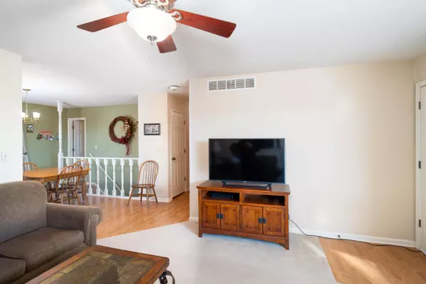 Sturgeon, MO 65284,21707 N Ponderosa RD