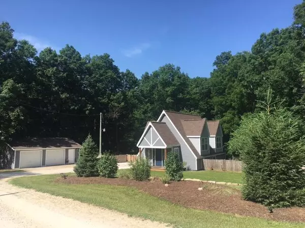 5625 Wise DR, Fulton, MO 65251