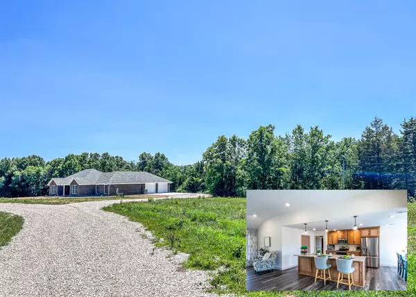 729 E Simon BLVD, Holts Summit, MO 65043