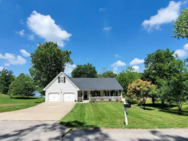 110 Dogwood DR, Holts Summit, MO 65043