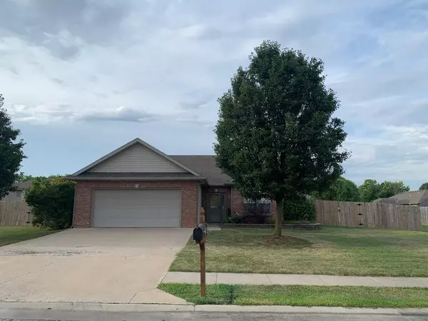 Ashland, MO 65010,605 Justin LN