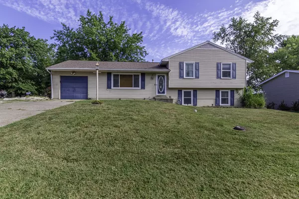 527 Woodland AVE, Moberly, MO 65270