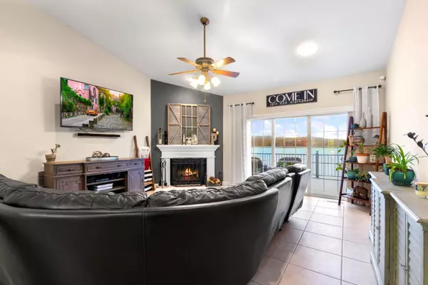 Lake Ozark, MO 65049,51 Bay hill CT