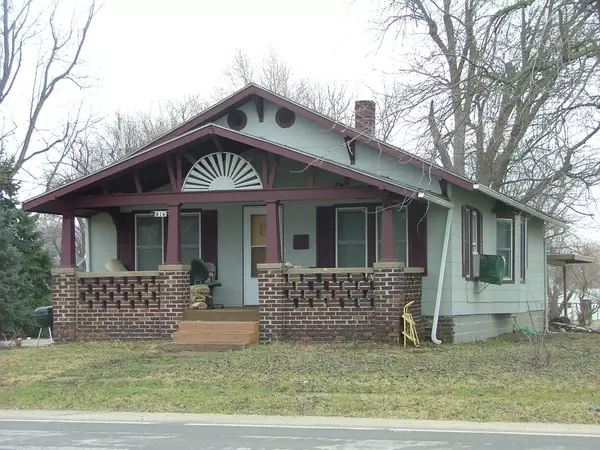 816 S Morley ST, Moberly, MO 65270