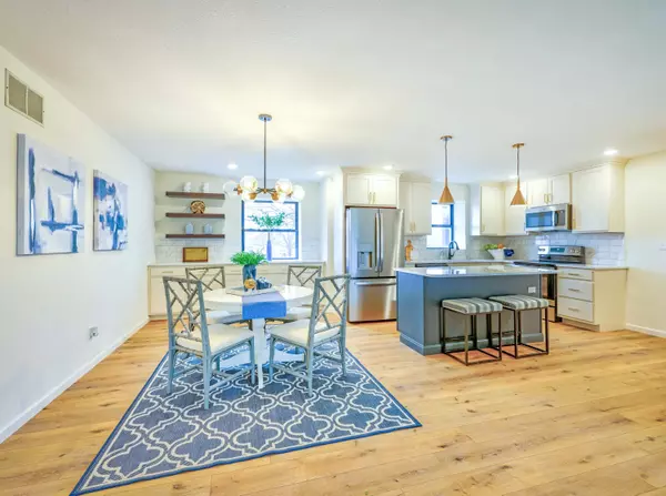 2645 Country club DR, New Bloomfield, MO 65063