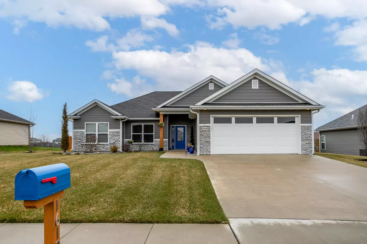 Ashland, MO 65010,16120 Blue heron DR