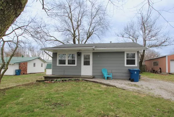 107 W Johnson AVE, Ashland, MO 65010