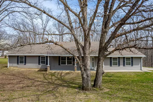 7825 W Hughes RD, Harrisburg, MO 65256
