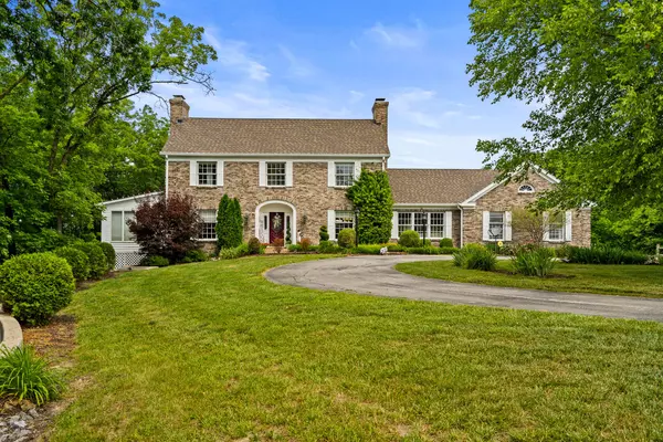 1451 E Cedar tree LN, Hartsburg, MO 65039