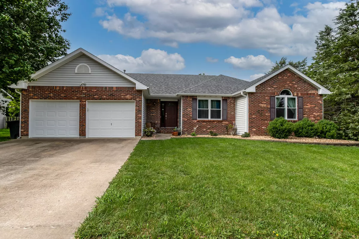 Columbia, MO 65203,608 Dustin DR