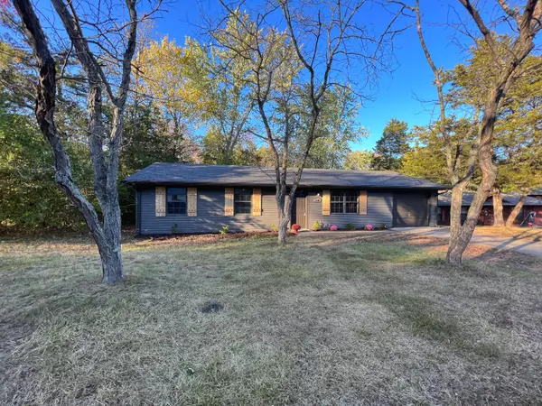 8308 W Southeast, Columbia, MO 65202