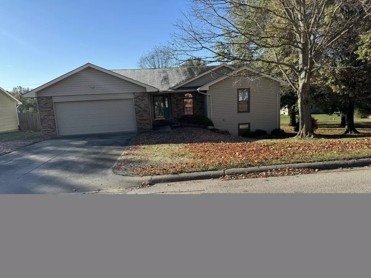 Boonville, MO 65233,900 Carla DR