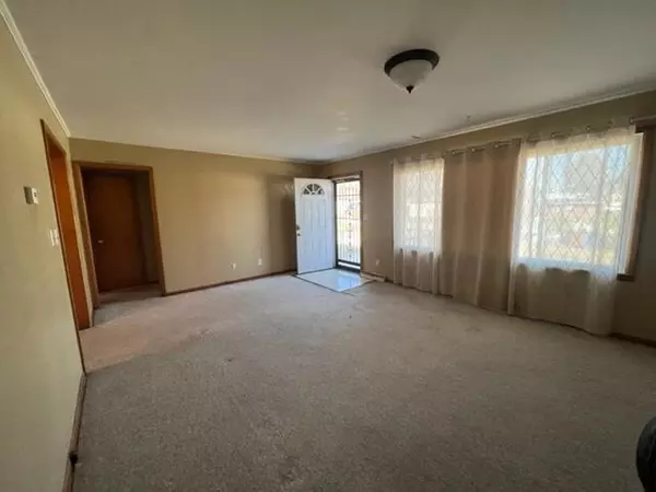 Sturgeon, MO 65284,302 E Proctor ST