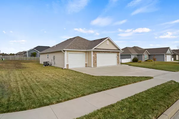 Ashland, MO 65010,4821 Valley forge CIR