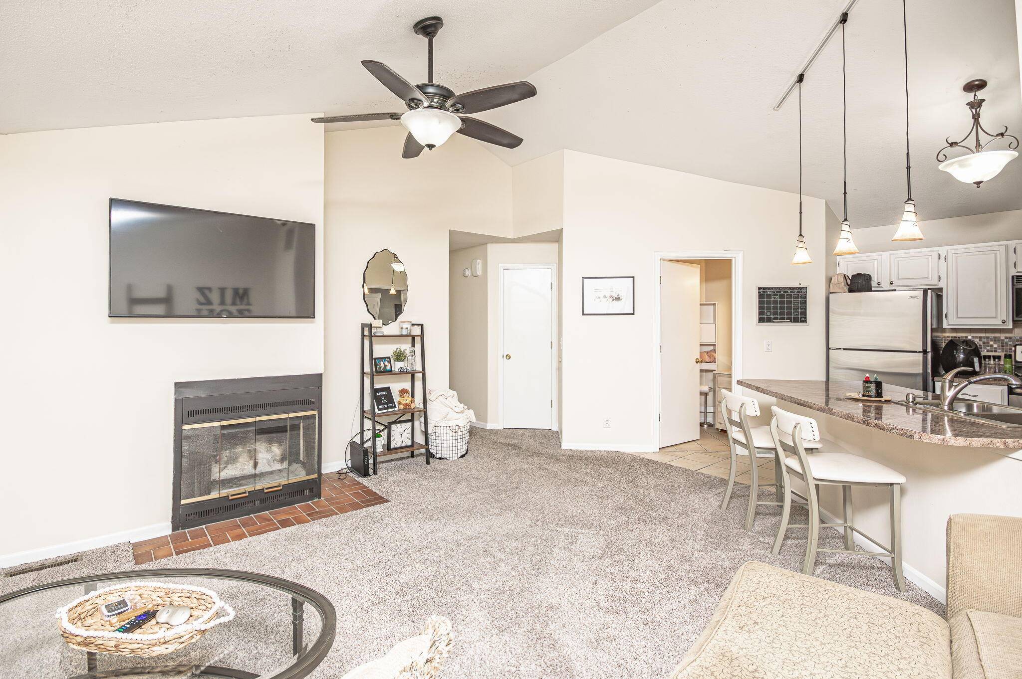 Columbia, MO 65203,805 Park de ville PL