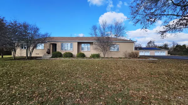 6385 County road 260, Auxvasse, MO 65231