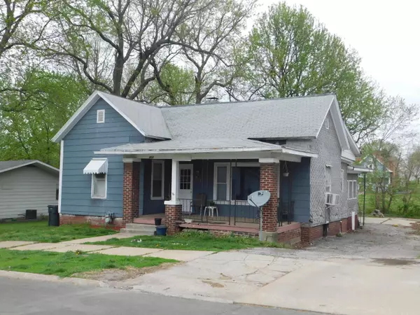 853 W Coates ST, Moberly, MO 65270