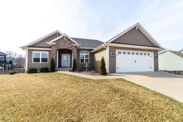 3106 Crape myrtle DR,  Columbia,  MO 65203