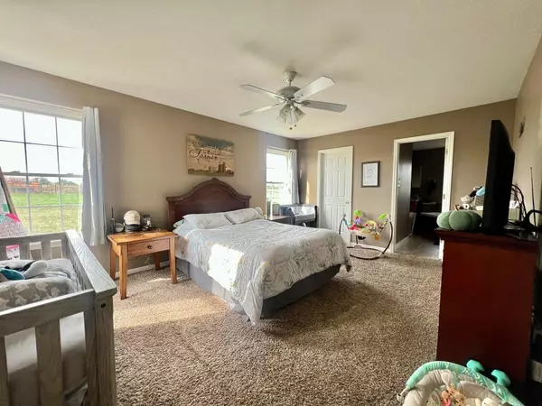 Prairie Home, MO 65068,8250 W.highway