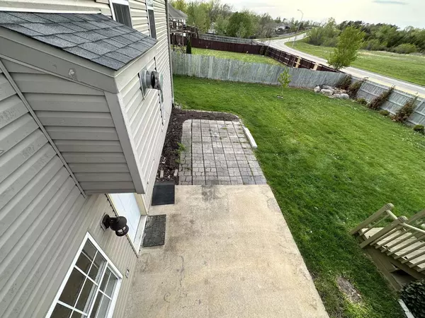 Columbia, MO 65202,2107 Dickinson CT