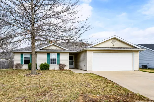 1605 Typhoon DR, Columbia, MO 65202