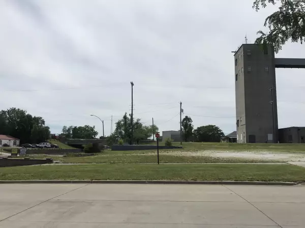 Moberly, MO 65270,101 N Ault ST