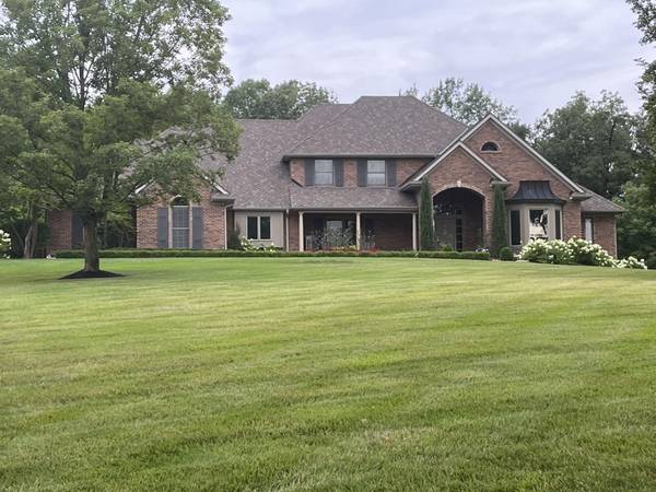 6245 S Arrowhead lake DR, Columbia, MO 65203