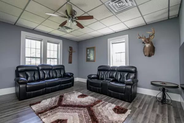 Prairie Home, MO 65068,331 Main st