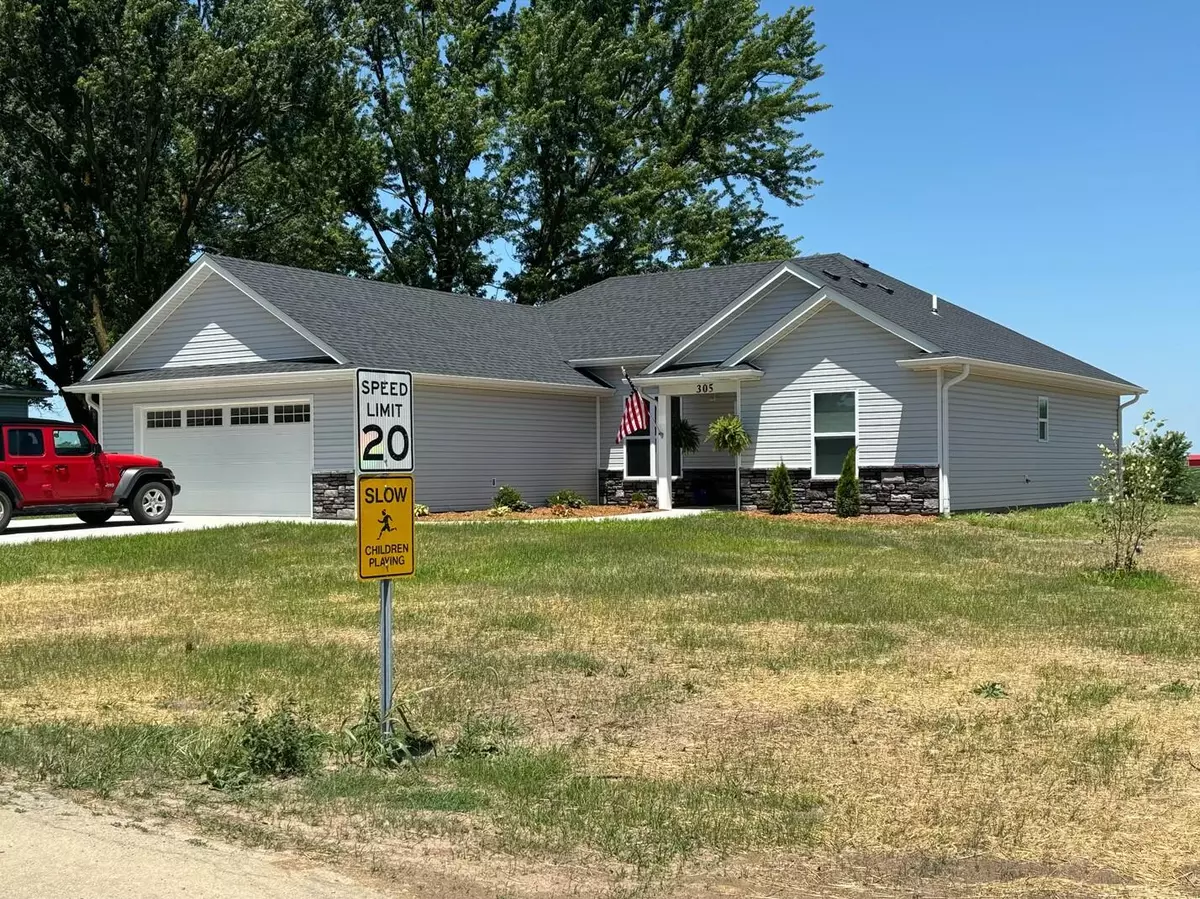 Sturgeon, MO 65284,305 E Francis ST