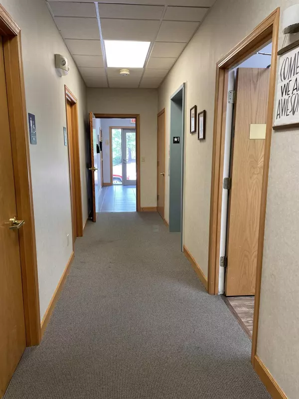 Columbia, MO 65203,2024 Cherry hill DR