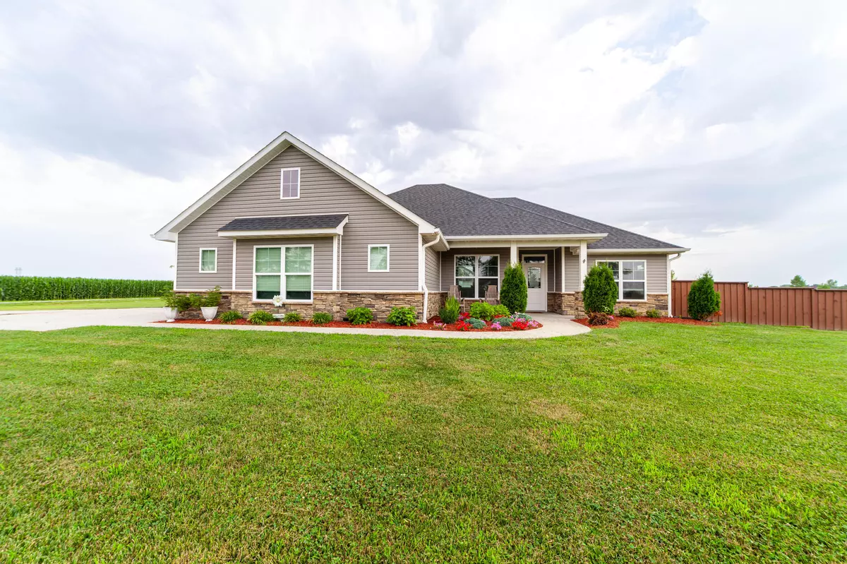 Sturgeon, MO 65284,23220 N Tumbleweed LN