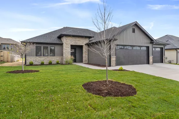 Columbia, MO 65202,3308 Gray birch DR