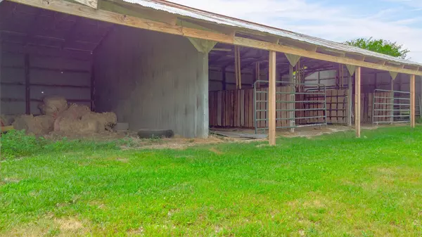 Fayette, MO 65248,661 County road 418