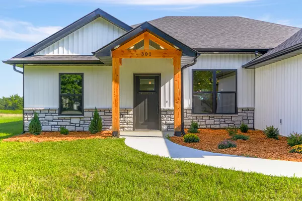 Sturgeon, MO 65284,301 E Francis ST