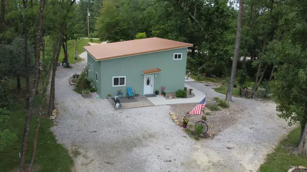 Keytesville, MO 65261,1002 Hunter park