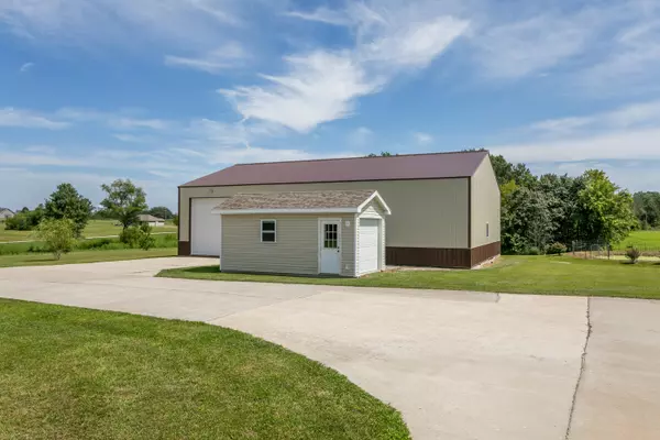 Hallsville, MO 65255,13755 N Frink RD