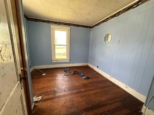 Prairie Home, MO 65068,420 High ST