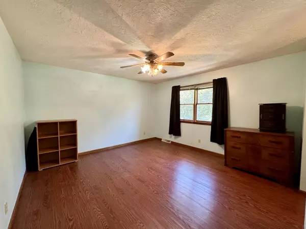 Holts Summit, MO 65043,2676 County road 4043