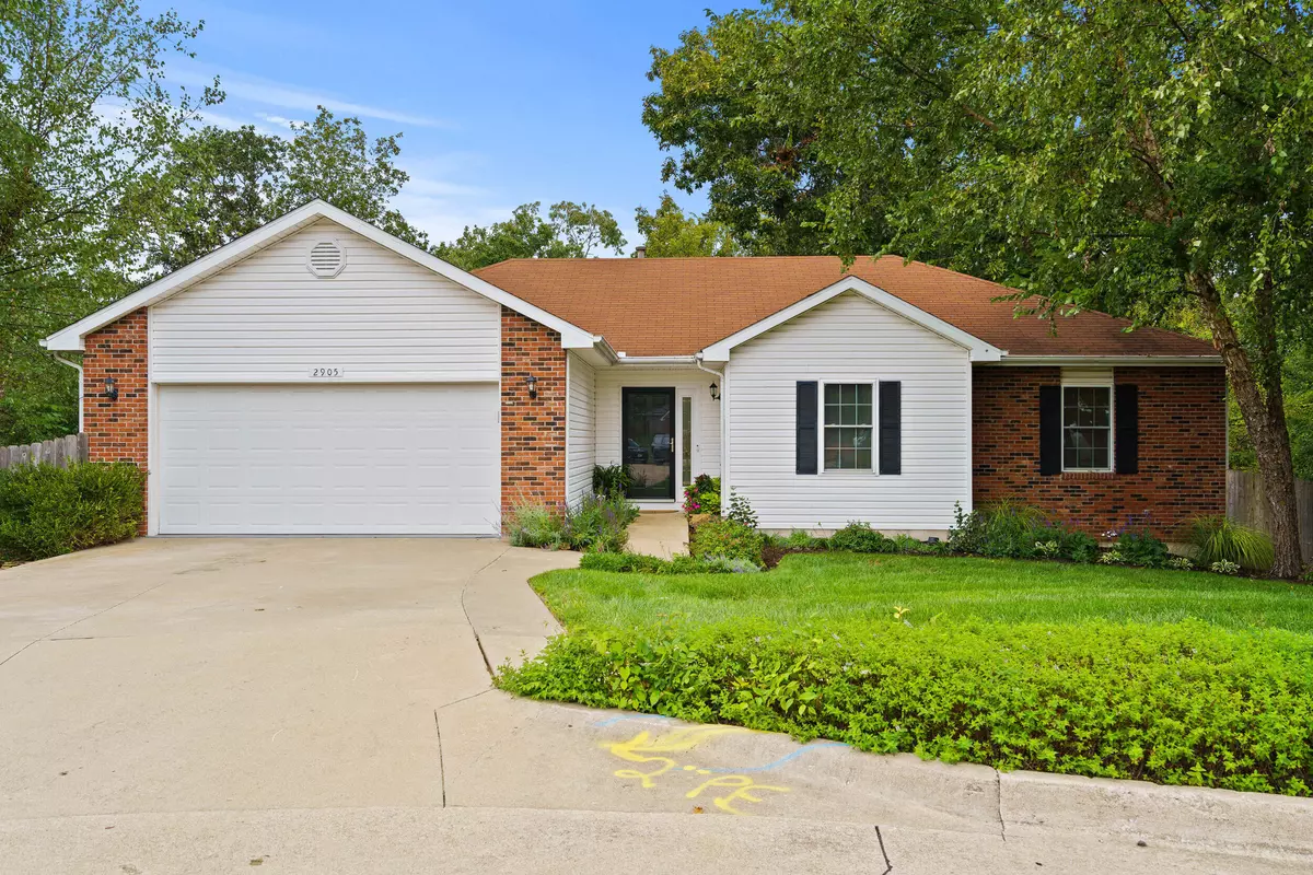 Columbia, MO 65202,2905 Creekside CT