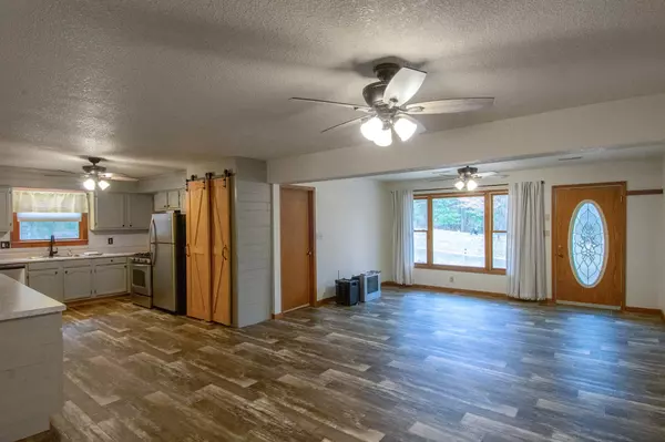 Holts Summit, MO 65043,3176 State road aa