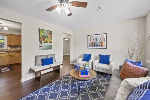 Columbia, MO 65202,2904 Flora DR