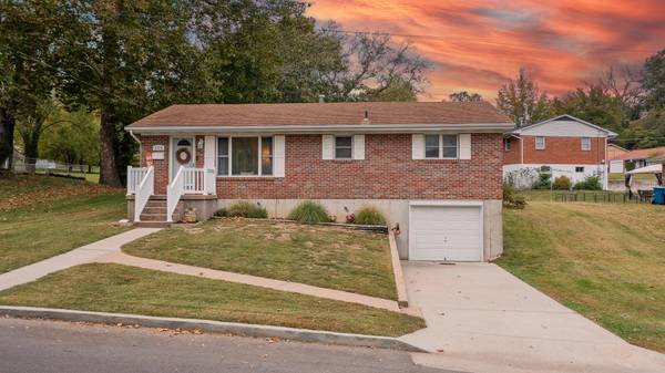 202 S Lincoln ST, Jefferson City, MO 65101